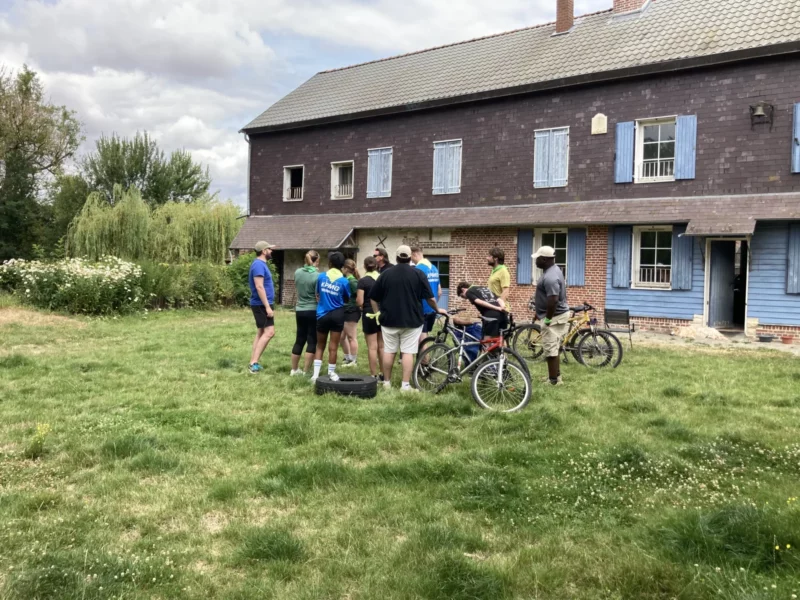 Groupe en seminaire d entreprise au Moulin de la Barre